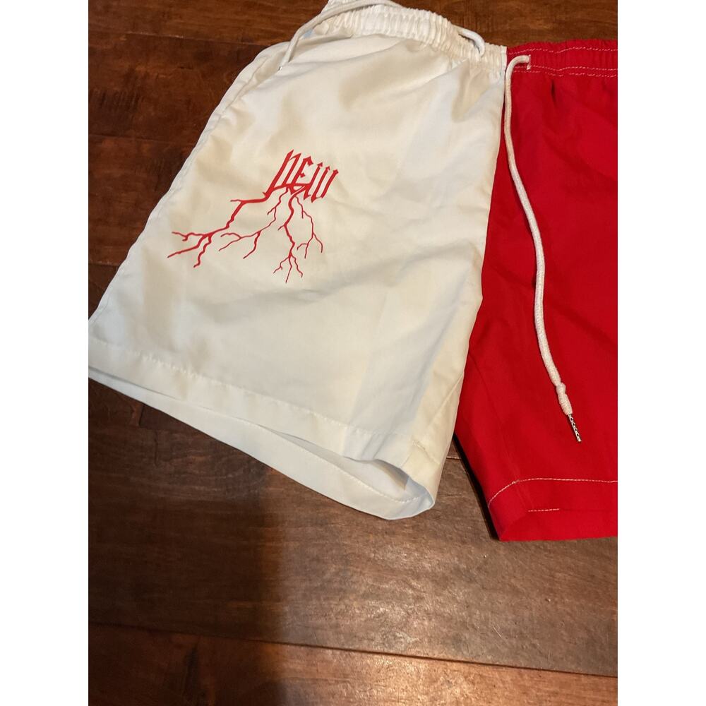ROMWE Men's Red & White New York Athleisure Shorts - Sz Sm